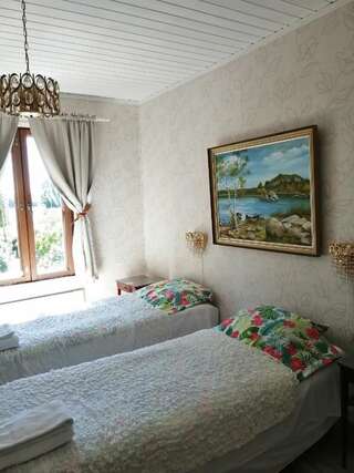Гостевой дом Guesthouse Lokinlaulu Котка Стандартный двухместный номер с 1 кроватью или 2 отдельными кроватями-2